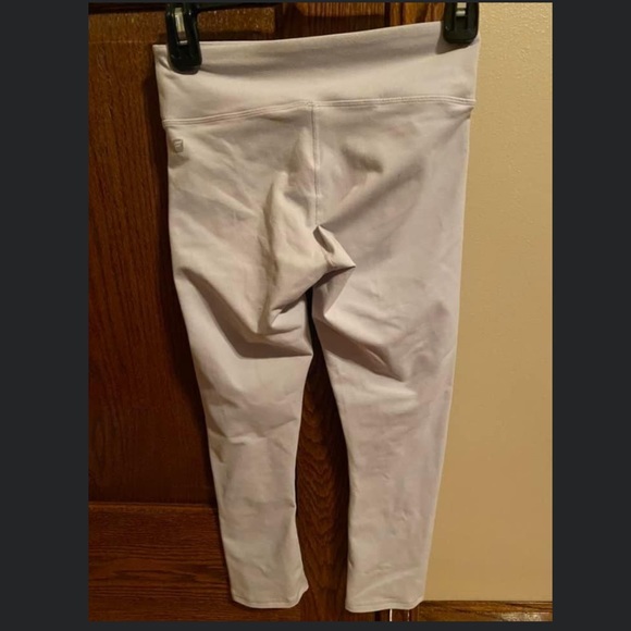 Light Gray Fabletics active capris - Picture 2 of 3